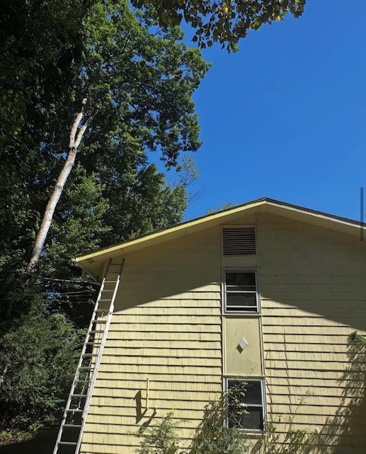 Vinyl Siding project completed in Connecticut by Visser Construction licensed insured contractor