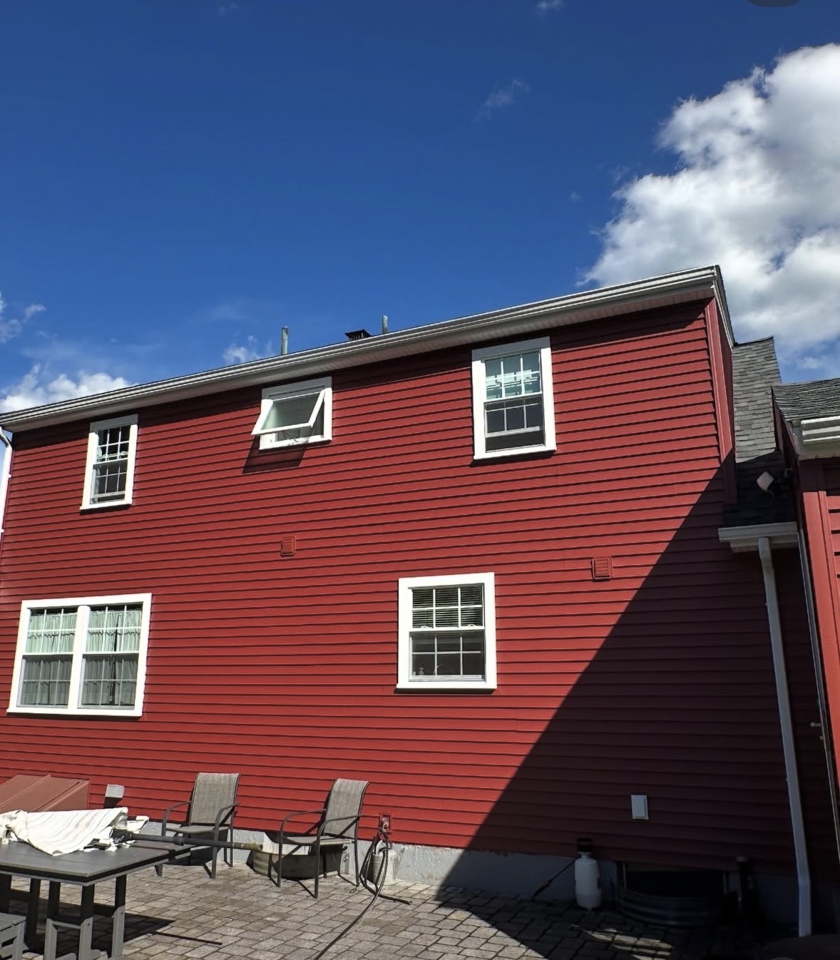 Vinyl siding installation contractor Connecticut - energy efficient exterior home improvement licensed