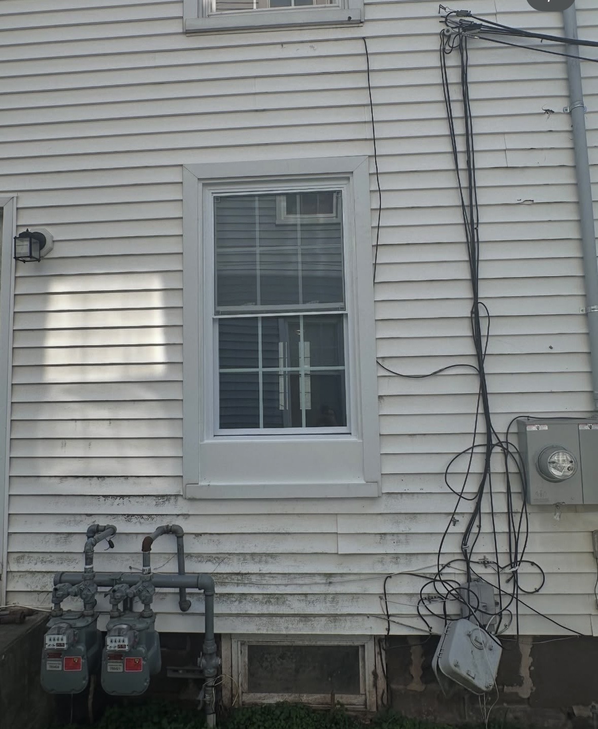 Window replacement contractor Connecticut - energy efficient windows professional installation licensed
